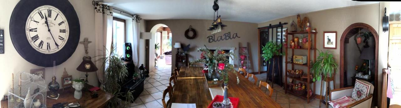 Moulin Crozet Bed and Breakfast Montceaux Εξωτερικό φωτογραφία